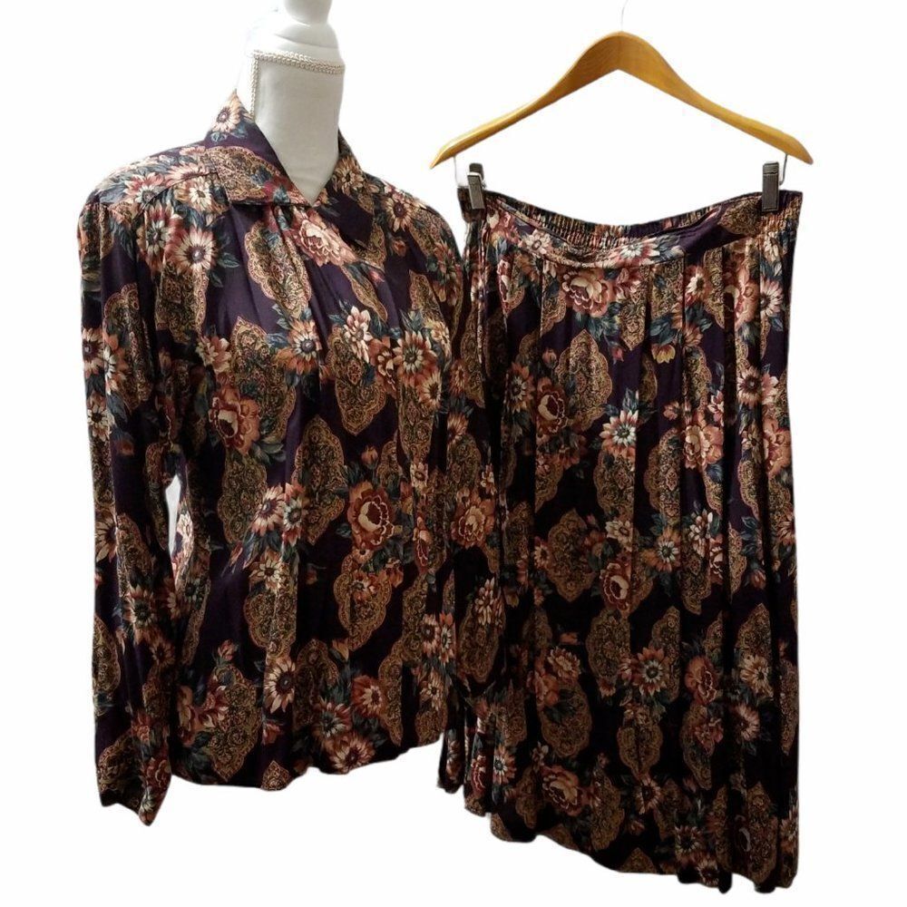 VINTAGE Norton McNaughton Pleated Skirt And Blouse With Floral Design 8P Petite